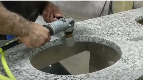 Zero tolerance grinding wheel for sink polishing